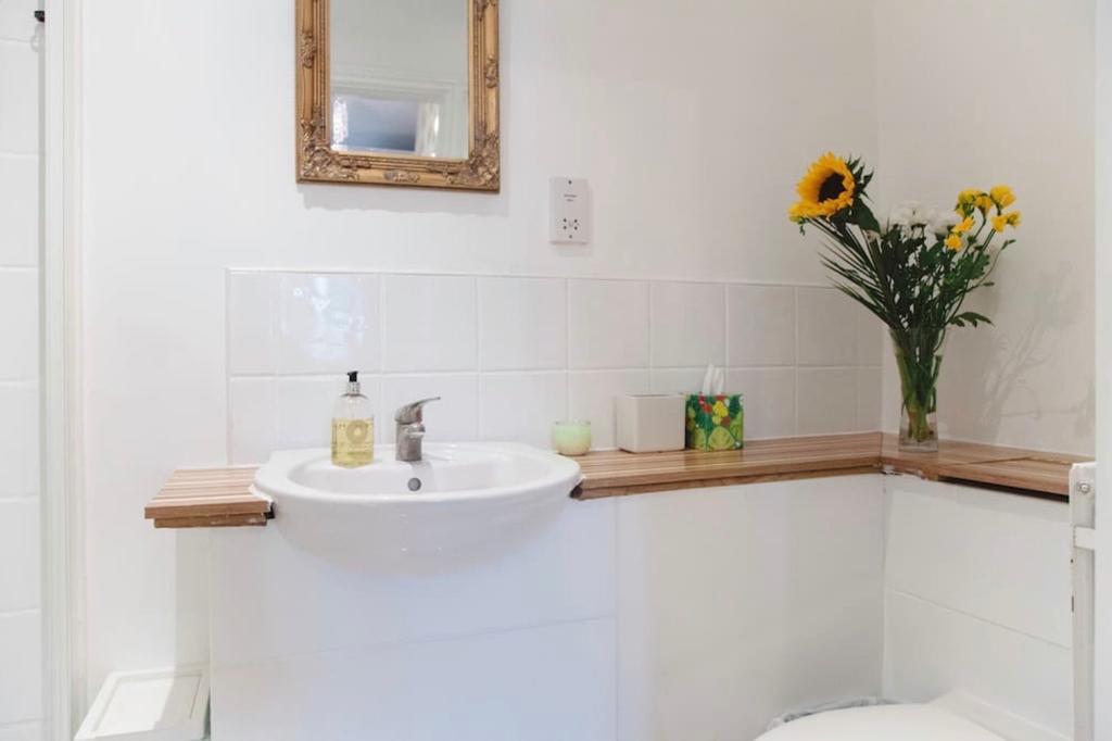 Lynbrook Grove Guesthouse Λονδίνο Εξωτερικό φωτογραφία